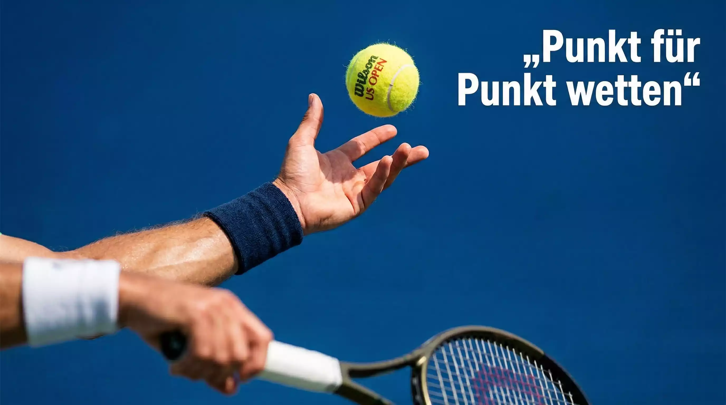 Nahaufnahme eines Tennisaufschlags – Punkt-für-Punkt Micro Markets beim Tennis